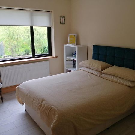 Great Lawn Kinisi 16K From The Town Centre V93 Hv56 Bed & Breakfast Laune Bridge Bagian luar foto