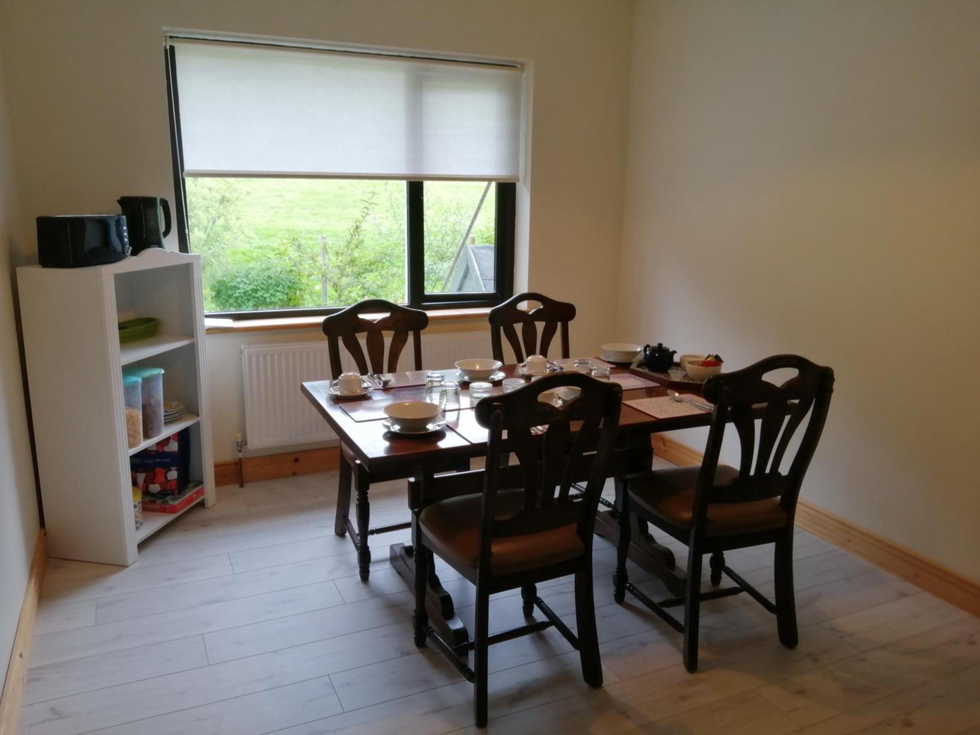 Great Lawn Kinisi 16K From The Town Centre V93 Hv56 Bed & Breakfast Laune Bridge Bagian luar foto